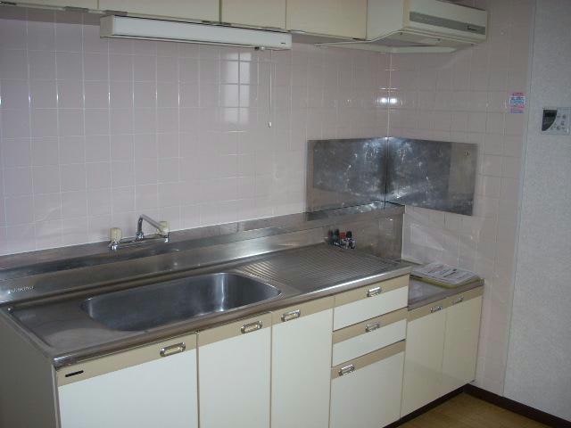 ※別部屋写真 京成松戸線/薬園台駅 徒歩5分 3階 築32年