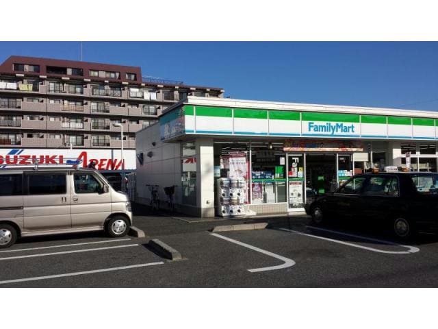 ファミリーマート船橋習志野台四丁目店(コンビニ)まで395m 京成松戸線/習志野駅 徒歩1分 1階 築14年