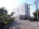 医療法人社団嬉泉会大島記念嬉泉病院(病院)まで760m シャトーはなぶさ