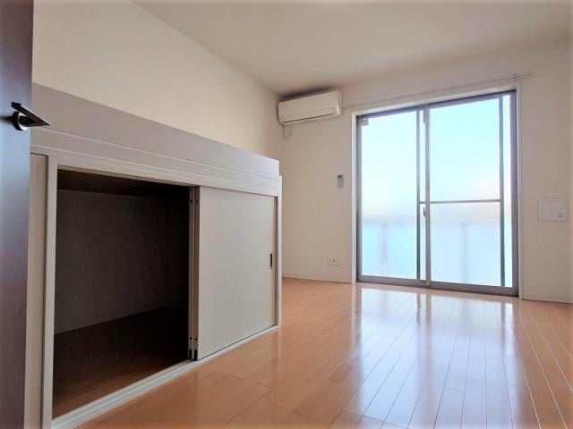  リブリ・チヒロ　壱番館