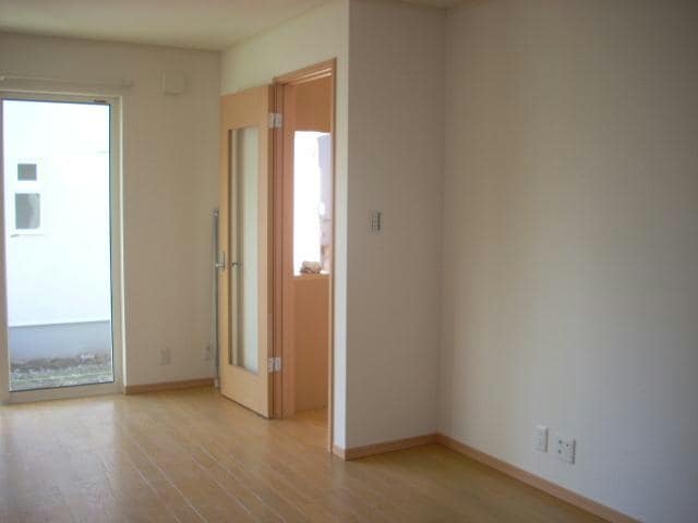 ※別部屋写真 京成松戸線/薬園台駅 徒歩8分 1-2階 築11年