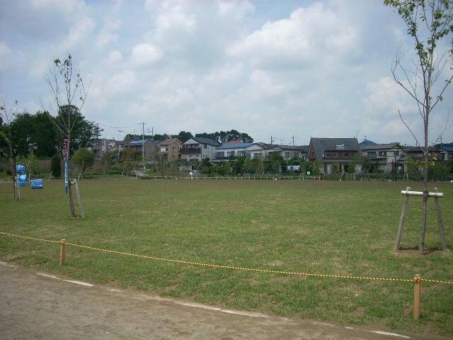 坪井近隣公園(公園)まで1240m 東葉高速鉄道/船橋日大前駅 徒歩5分 2階 築10年