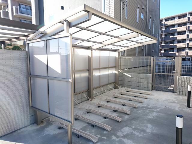  京成松戸線/薬園台駅 徒歩5分 1階 築8年