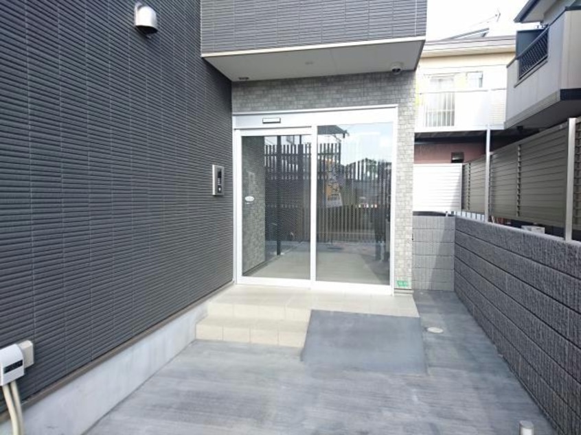 エントランス 京成松戸線/北習志野駅 徒歩15分 3階 築7年