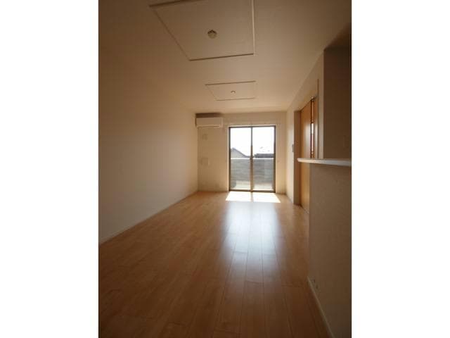  オリーブ テラス