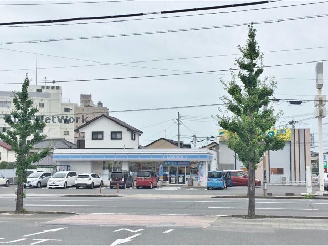 ローソン大村東三城町店(コンビニ)まで739m ベイビューヒルズ武部　B棟