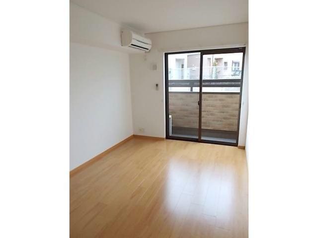  リバーサイドカーサＣ