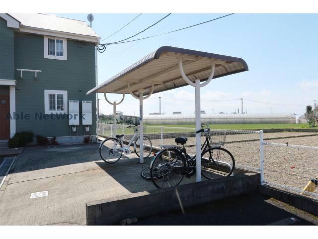  リバーサイドカーサＣ