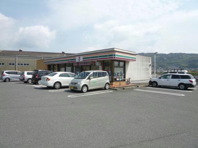 セブンイレブン大村久原2丁目店(コンビニ)まで1177m 長崎県営バス（大村市）/木場(高速) 徒歩10分 1階 築16年