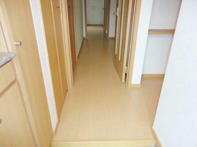  ベルメゾン上小路　弐番館