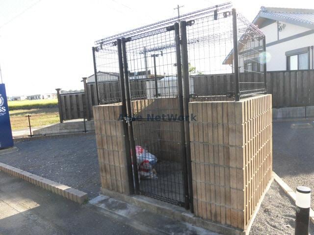 ｺﾞﾐ置場 シャンティア