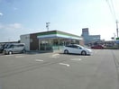 ファミリーマート大村今津町店(コンビニ)まで568m ヴァンベールＨＦ