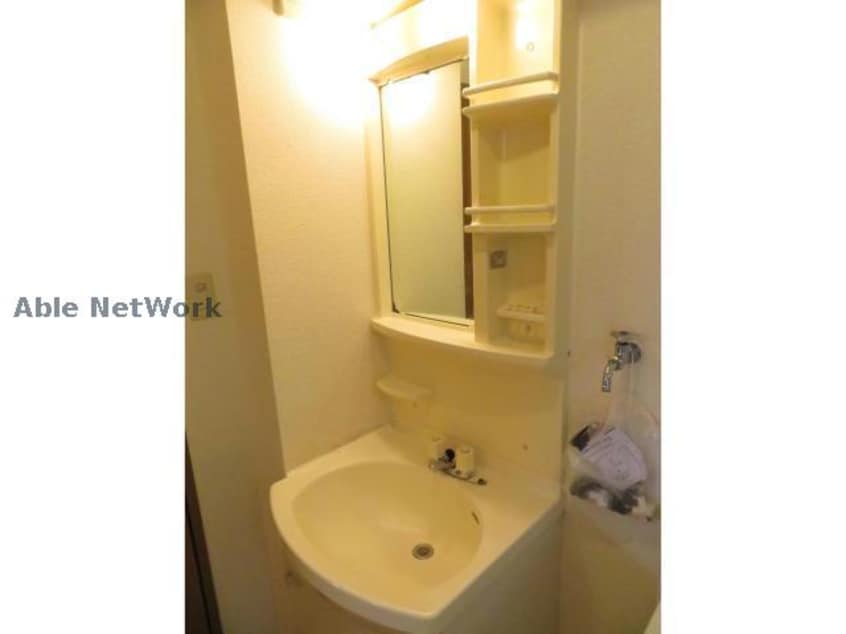  エクレール西三城