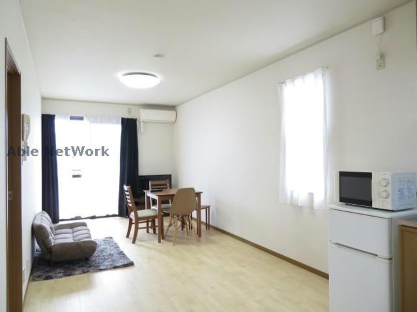  エクレール西三城