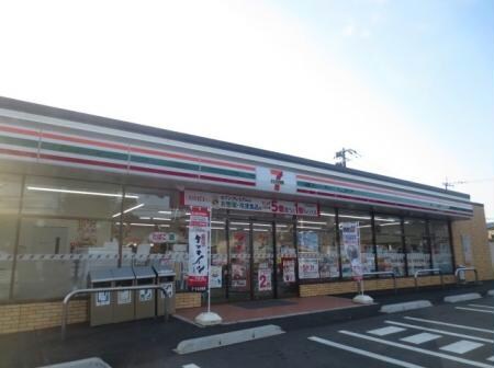 セブンイレブン大村池田2丁目店(コンビニ)まで581m プレステージ植松Ａ棟