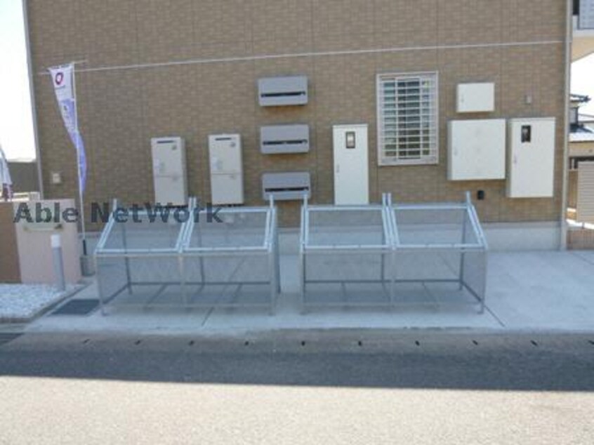 ゴミ置場 ウィット植松