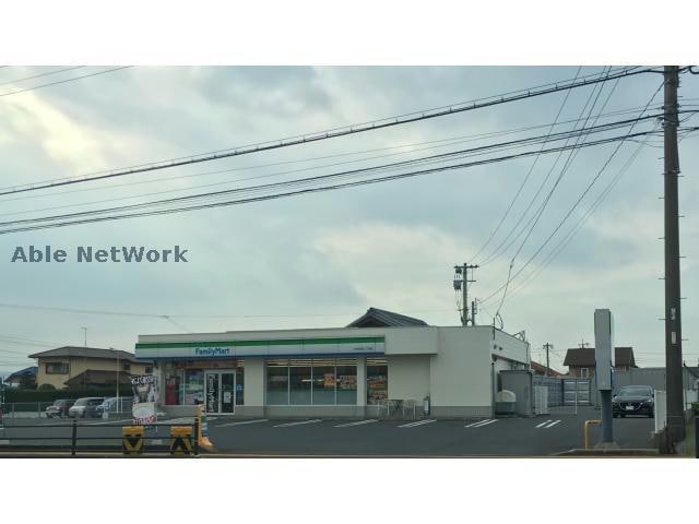ファミリーマート大村松並二丁目店(コンビニ)まで554m エレガンス松並