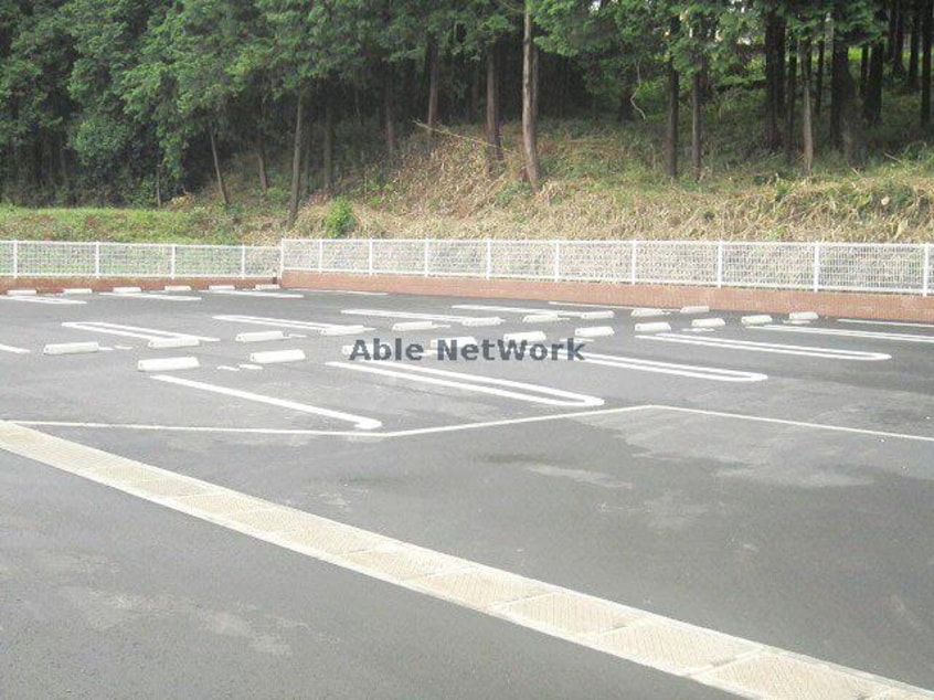 駐車場 エアリーヒルズ参番館