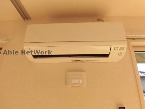 設備：エアコン ヴェルシャトレー古賀島