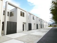 クリスタルハウス植松