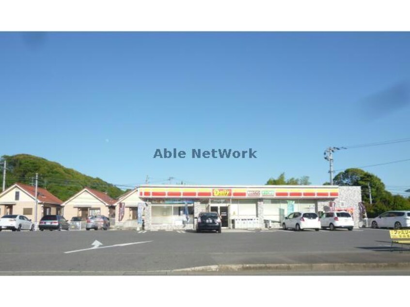 デイリーヤマザキ大村インター店(コンビニ)まで1087m 長崎県営バス（大村市）/大村インター 徒歩6分 1階 築7年