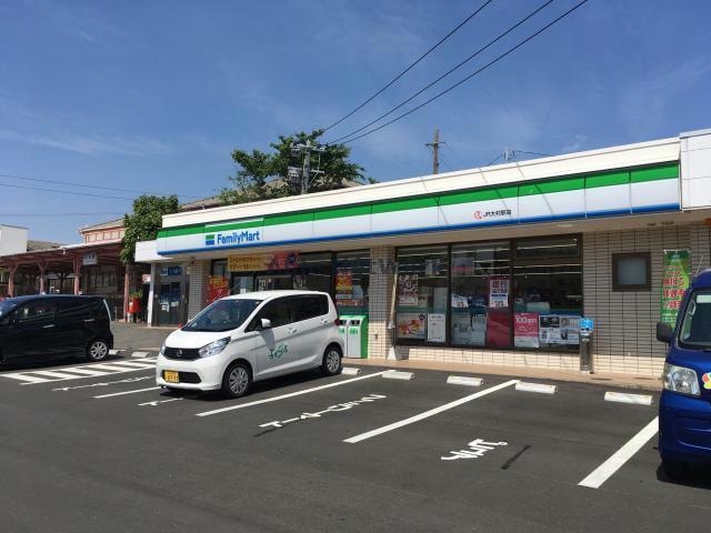 ファミリーマートJR大村駅店(コンビニ)まで1606m※ファミリーマートJR大村駅店 らんたん　Ａ