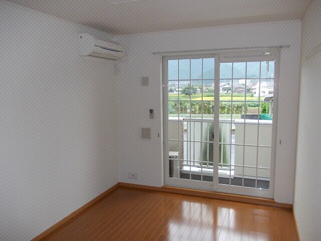  ベェル　ヴェル