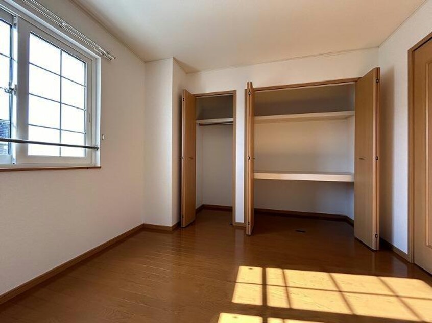 収納 ベルファミーユⅡ　5番館