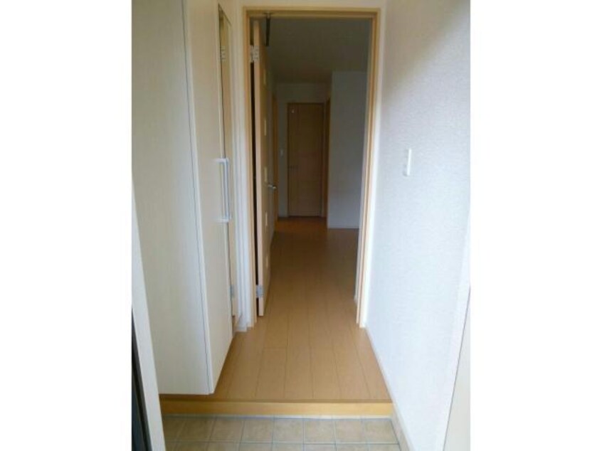  フォンテーヌ柏原Ⅱ