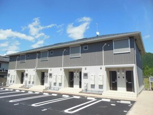 ノース　プレイス（101-104、201-204）