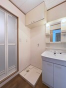 室内洗濯機置場スペース SUN.SMILE