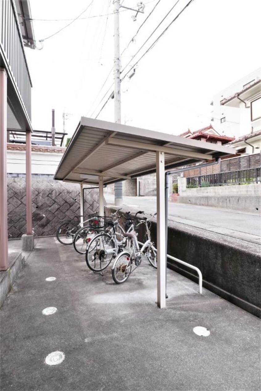 駐輪場 グランソーレ