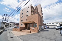 クレストコート