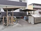 駐輪場 ヴェルテュ－・デュ・シャトー　B館
