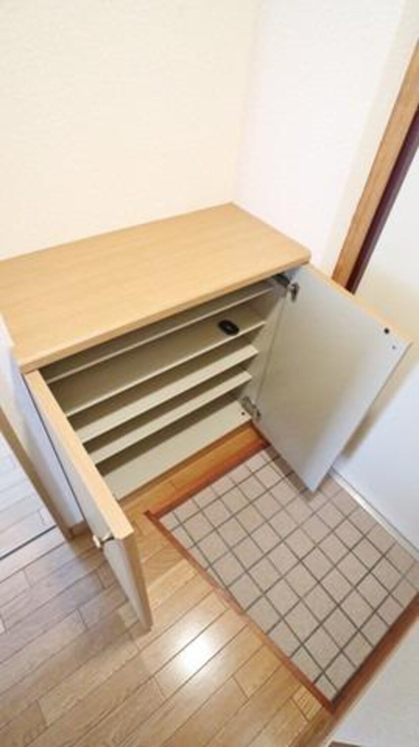 シューＢＯＸ サンフィオーレ　Ａ