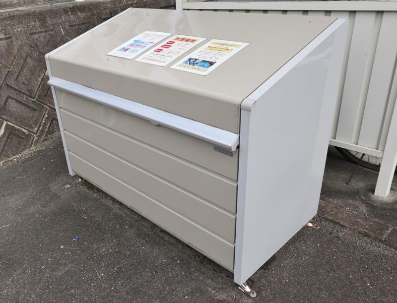 敷地内ゴミステーション クレール友松
