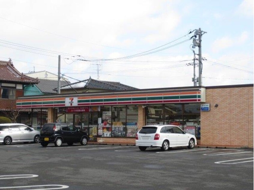 セブン-イレブン東広島土与丸５丁目店(コンビニ)まで540m アットホームヒノキ