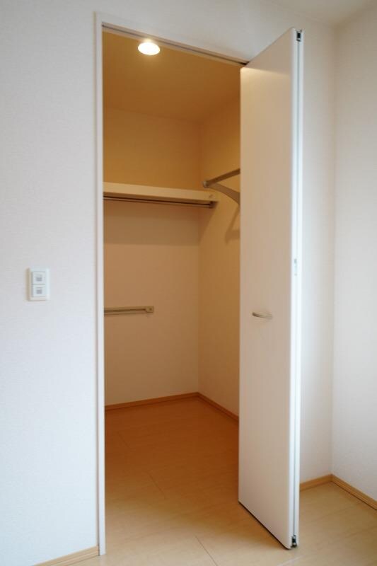 ウォークインクローゼット セントラルタウンコート　Ａ棟