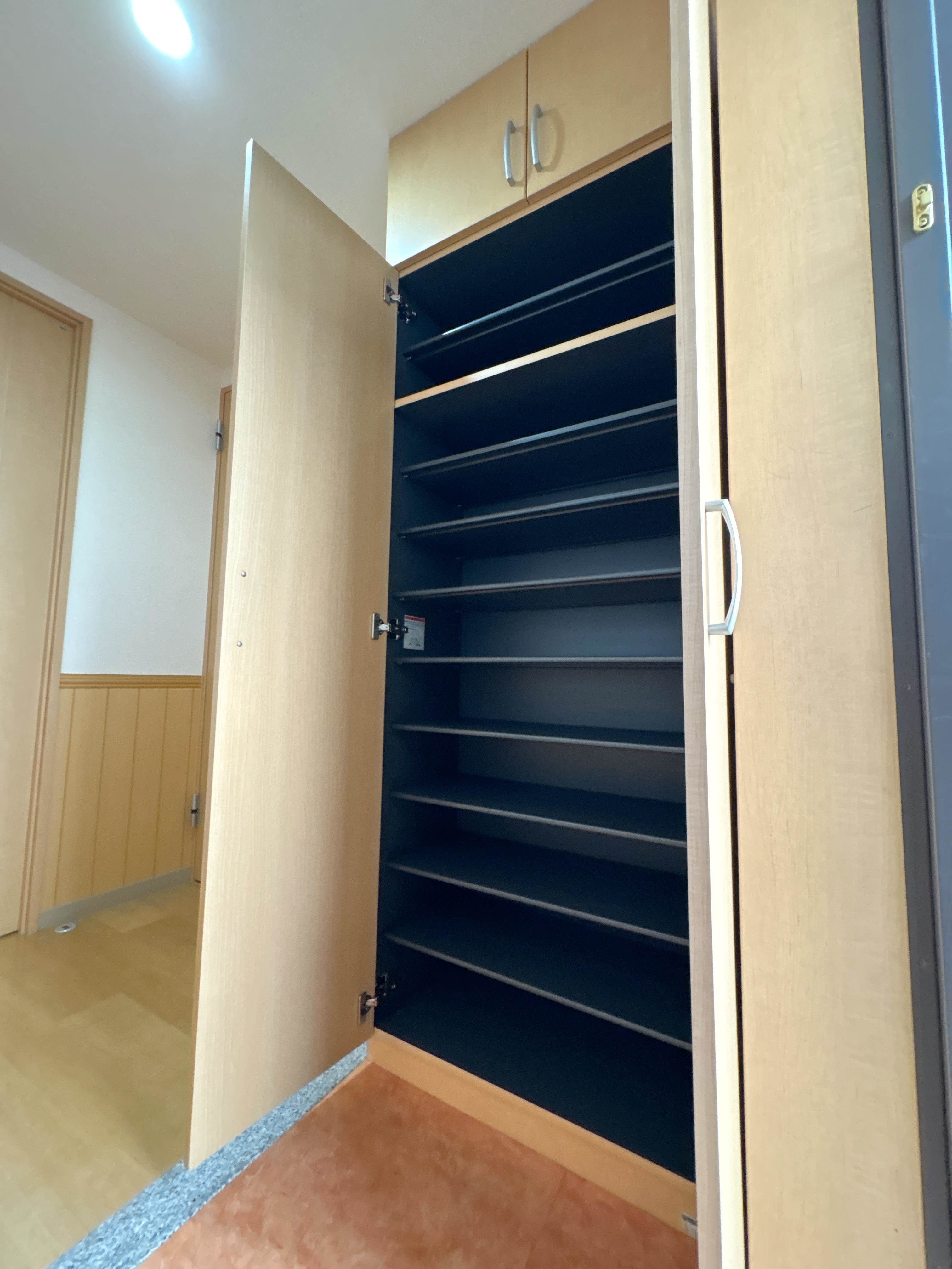 シューＢＯＸ ジュリアス