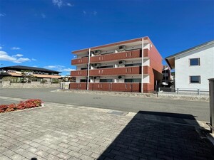 フラワーウッド寺家駅前Ｂ