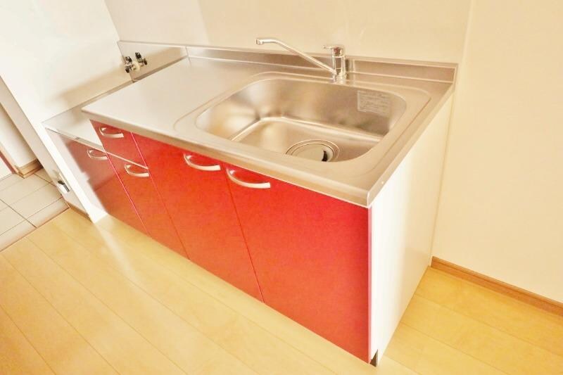 キッチン フラワーウッド寺家駅前Ｂ