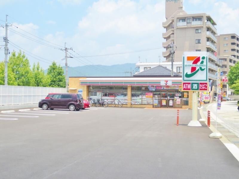 セブン-イレブン東広島西条中央１丁目店(コンビニ)まで318m オハラ独身マンション