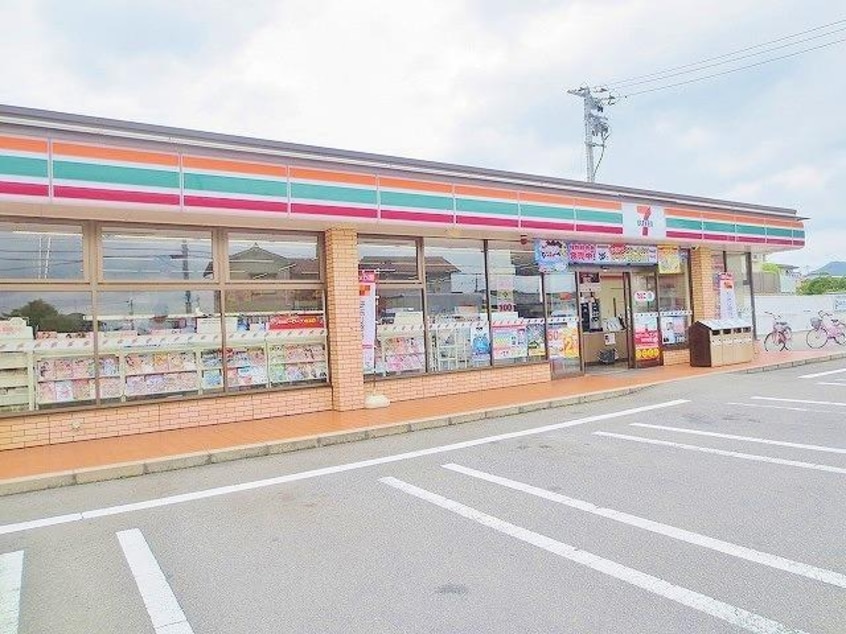 セブン-イレブン 東広島西条寺家店(コンビニ)まで398m 雅 Miyabi N