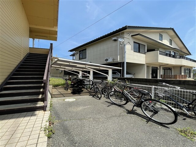 駐輪場 アーバーハウス吉田Ｂ