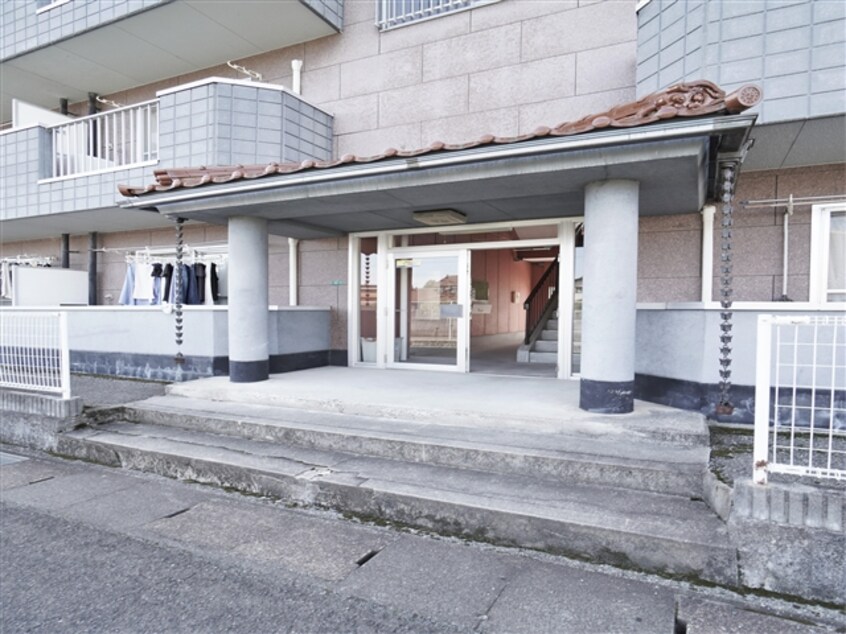 エントランス リバーサイド福村　I