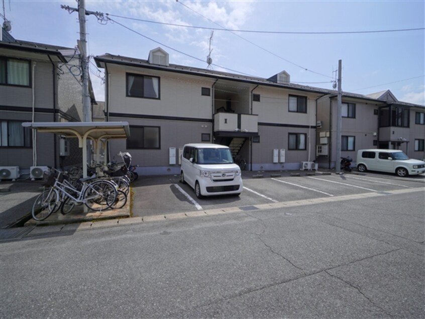 駐車場 ジュネス　II