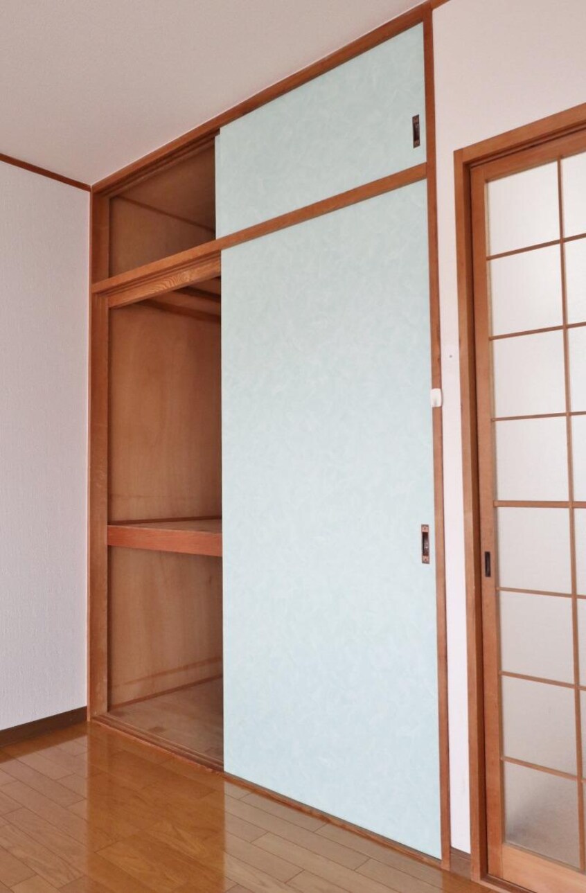 洋室収納 アルカディアI