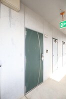 玄関 アステル西条A