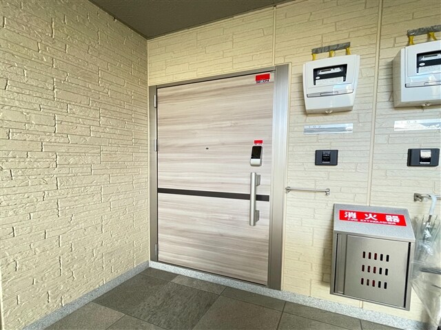 玄関 ジョイアス　スマート西条