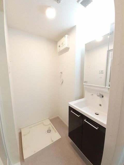 洗面+室内洗濯機置場 サラーム